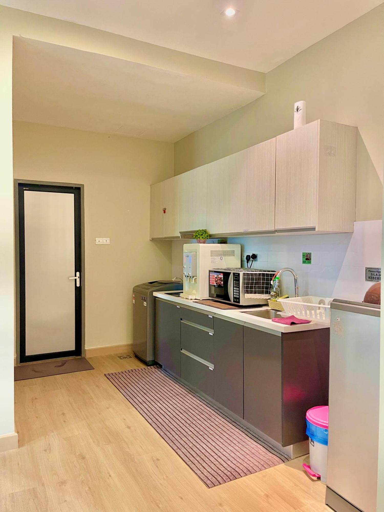 Pangsapuri Jb Citywoods 2b2br - 5min Ciq & Hsajb & Anga Clinic *